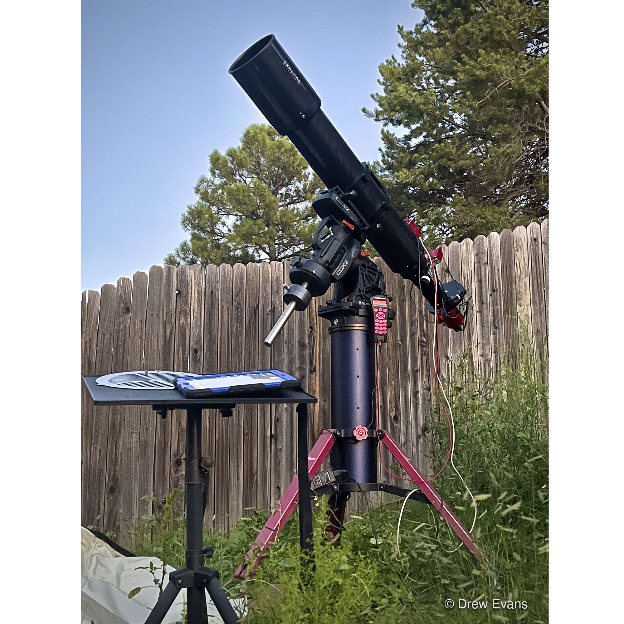 Explore Scientific ED152 Air-Spaced Triplet Apochromatic Refractor Telescope (Carbon Fiber)